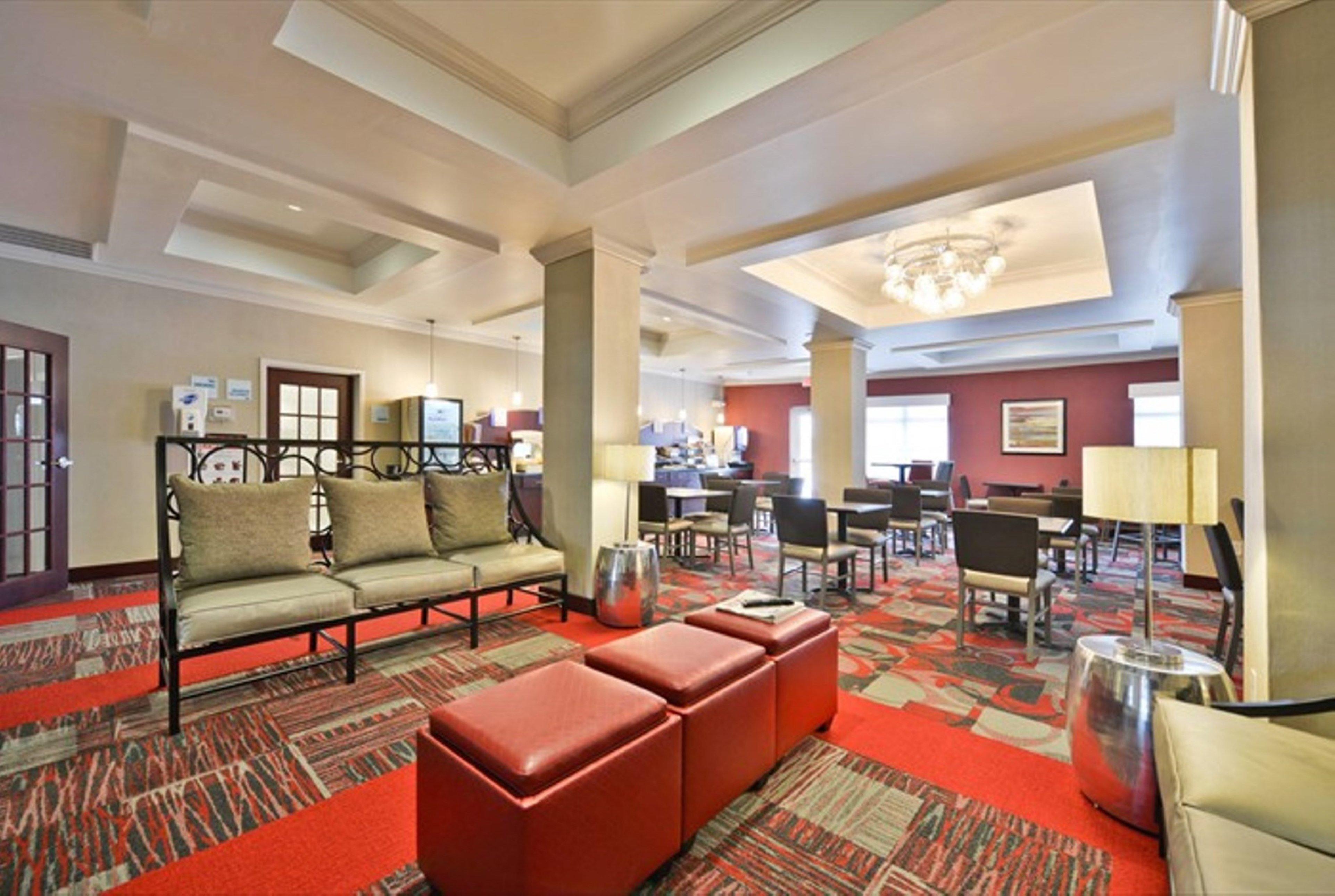 Holiday Inn Express&Suites Utica Eksteriør bilde
