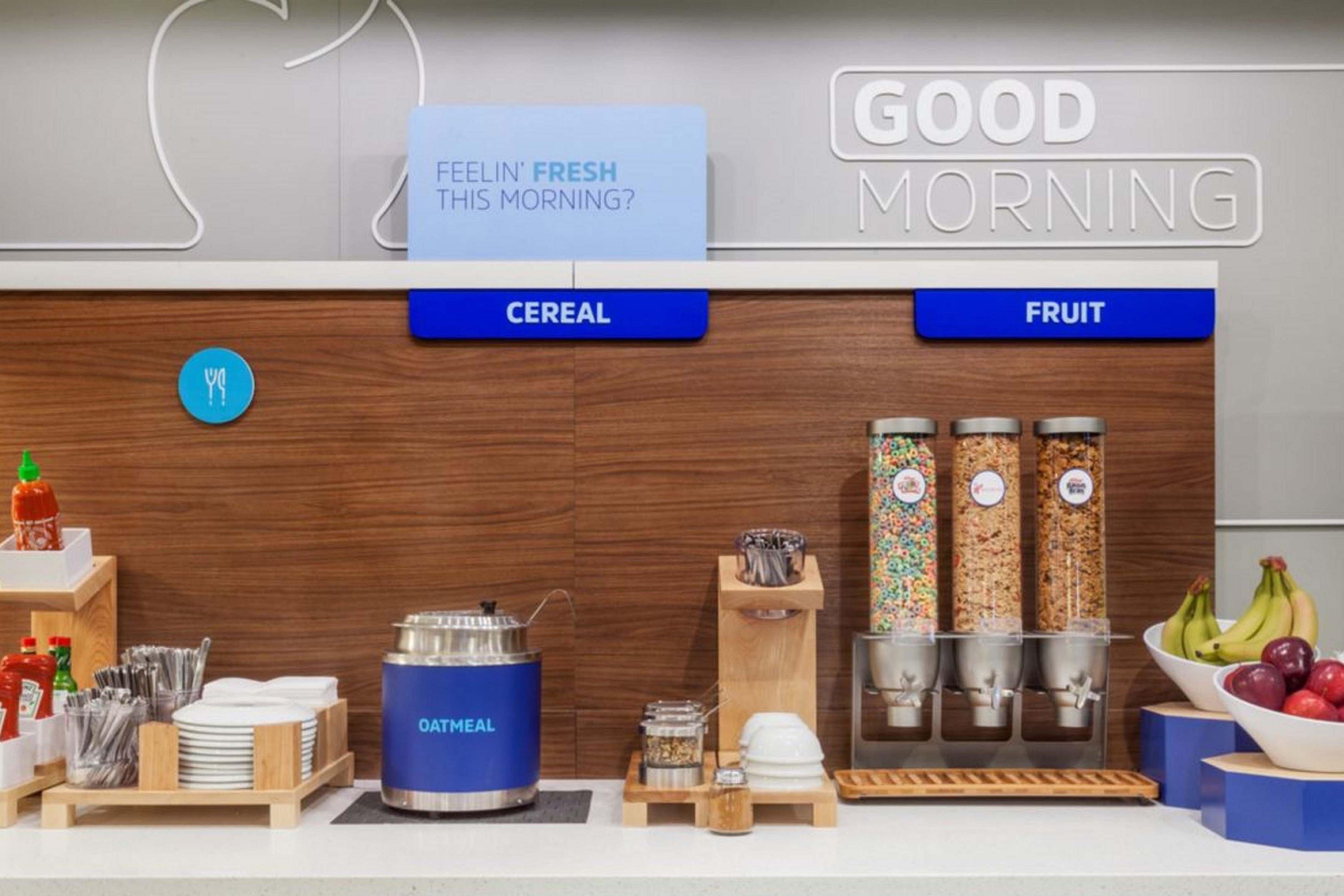 Holiday Inn Express & Suites Utica By Ihg Eksteriør bilde