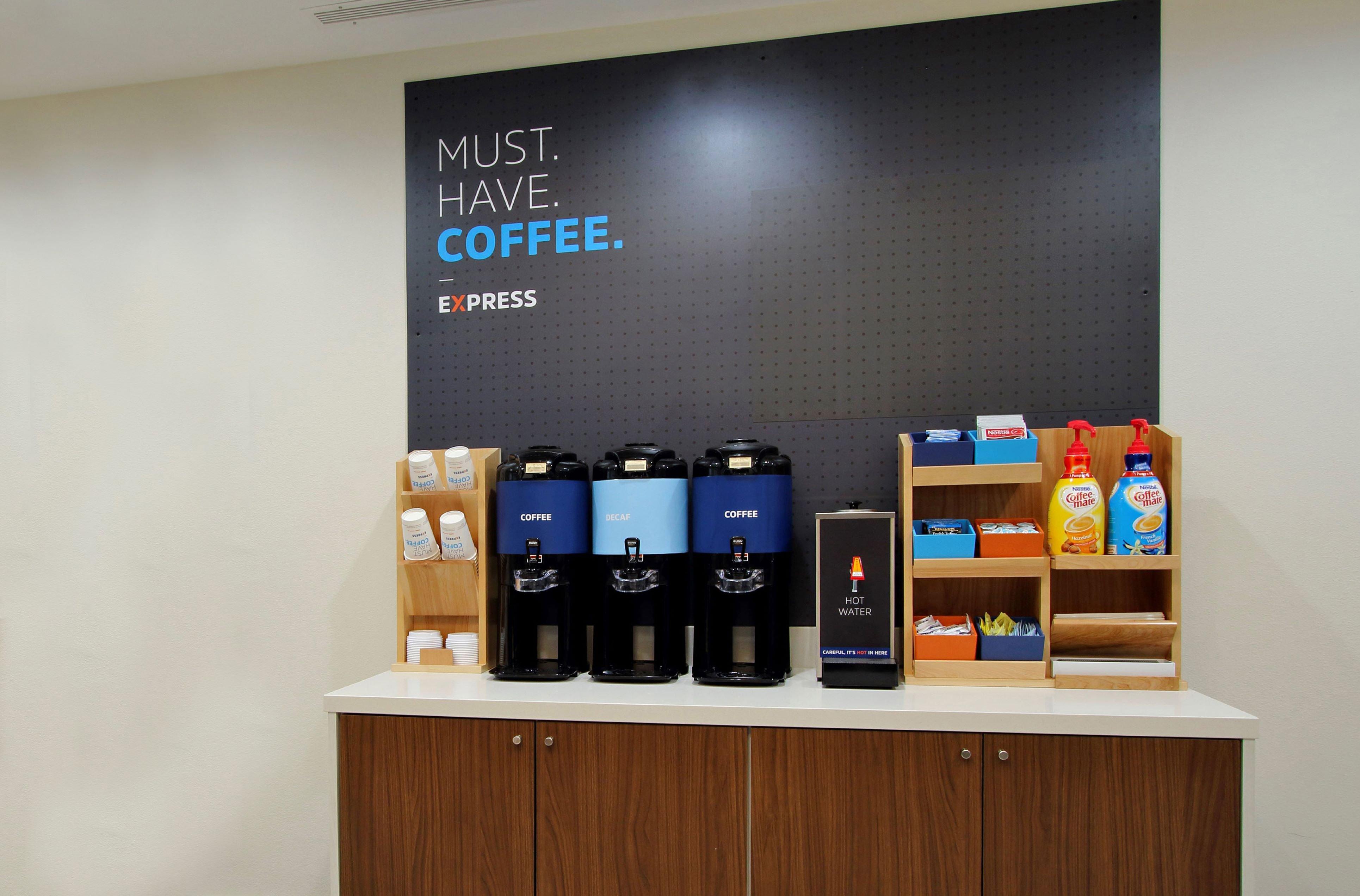 Holiday Inn Express & Suites Utica By Ihg Eksteriør bilde